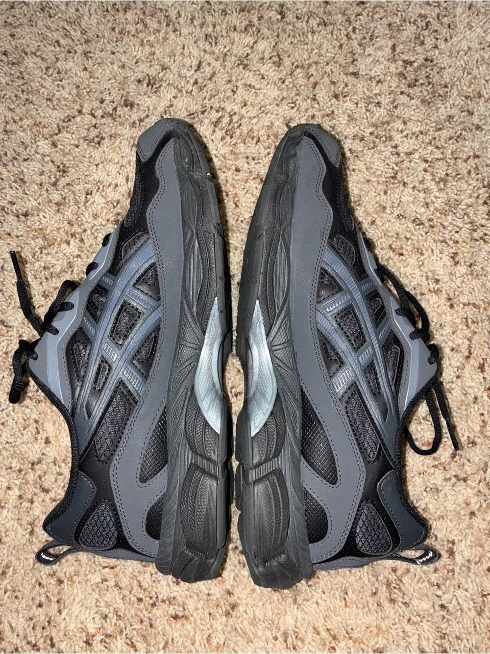 ASICS NYC- Gel Men's Black and Gray Athletic Sneakers